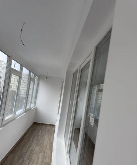 Vatra Luminoasa / et 5 /  renovat la cheie